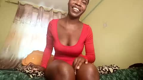 Nina online show from October 2025 07:43:01 AM