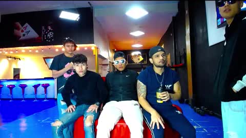 Snapshot of extrangers chatting on September 2025 11:04:01 AM extrangers online show from September 2025 11:04:01 AM