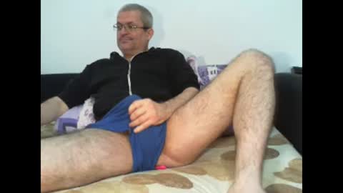 Snapshot of eyes12 chatting on December 2024 12:46:02 PM GEORGE online show from December 2024 12:46:02 PM