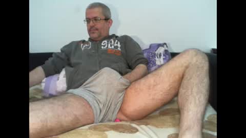 Snapshot of eyes12 chatting on January 2025 03:26:02 AM GEORGE online show from January 2025 03:26:02 AM