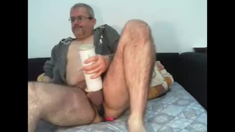 Snapshot of eyes12 chatting on February 2025 04:00:02 AM GEORGE online show from February 2025 04:00:02 AM