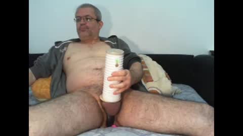 Snapshot of eyes12 chatting on February 2025 03:01:02 AM GEORGE online show from February 2025 03:01:02 AM