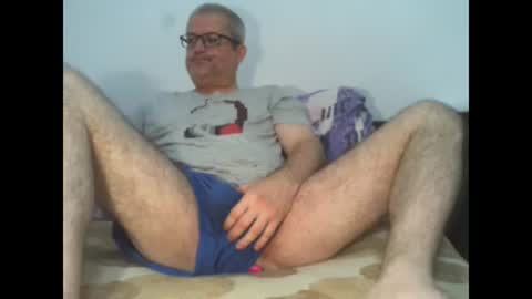 Snapshot of eyes12 chatting on September 2025 02:02:01 AM GEORGE online show from September 2025 02:02:01 AM