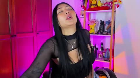 Emily online show from October 2025 08:42:02 PM