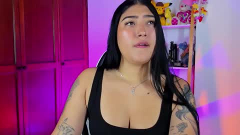 Emily online show from October 2025 07:03:01 PM