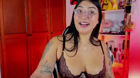 Emily online show from July 2026 07:35:01 PM