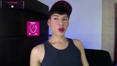 Juan online show from October 2025 04:59:01 AM