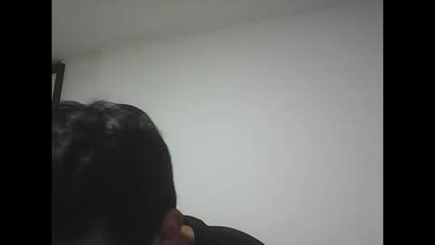 R online show from September 2025 03:33:02 AM