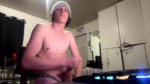 fadedboy4u online show from November 2025 05:50:01 AM