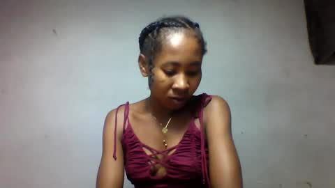 faiqua95 online show from May 2026 09:37:01 AM