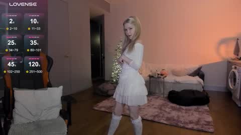 fairy_casey online show from December 2025 07:30:02 PM