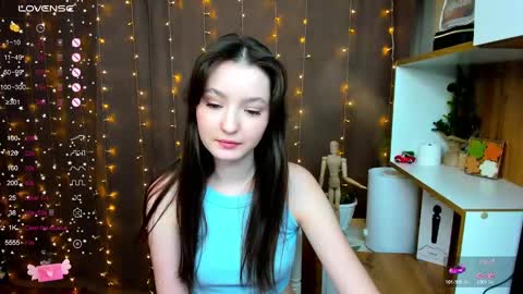 Kate online show from December 2024 01:43:02 PM