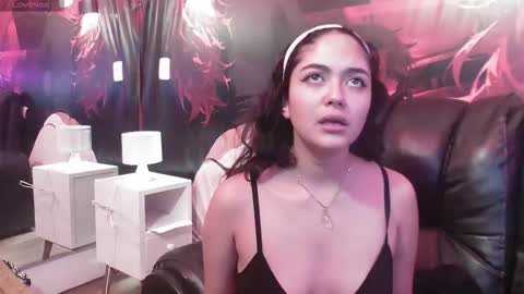 Marie online show from September 2025 04:37:02 AM