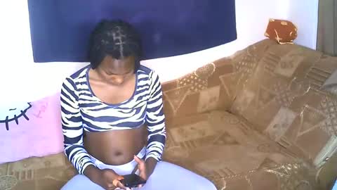 fairy_pearl online show from February 2025 11:10:01 AM