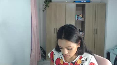 fairylatin online show from December 2024 11:00:02 AM