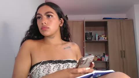 fairylatin online show from December 2024 12:12:02 PM