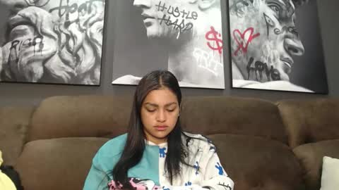 fairylatin online show from November 2025 02:11:01 PM