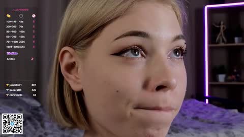 Snapshot of falinegelling chatting on January 2025 07:19:02 AM Emilia online show from January 2025 07:19:02 AM