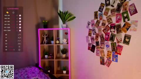 Snapshot of falinegelling chatting on February 2025 10:21:01 AM Emilia online show from February 2025 10:21:01 AM