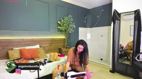 Megan    630  1330 -5 online show from February 2026 12:01:02 PM