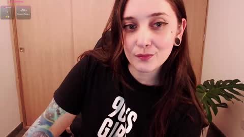 Snapshot of fallenag__ chatting on February 2025 02:25:01 AM OF fallenag 1 online show from February 2025 02:25:01 AM