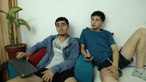 FallGays online show from April 2026 02:47:02 AM