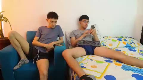 FallGays online show from June 2026 05:07:01 PM