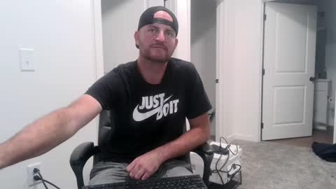 Daddy online show from October 2025 11:19:01 AM