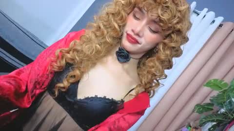 Alexandra x Alexandro online show from September 2025 04:51:02 PM