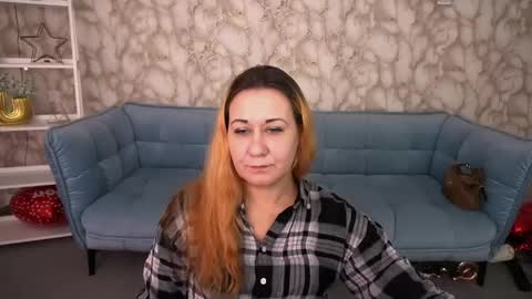 famousemuse online show from April 2026 12:56:01 PM