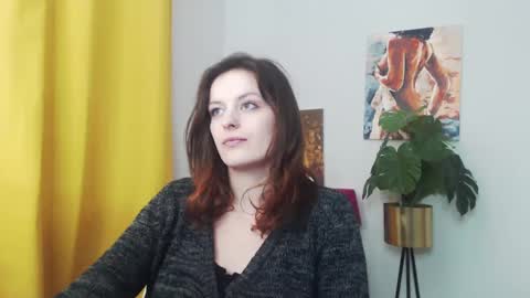 Nadine online show from January 2025 09:18:01 AM