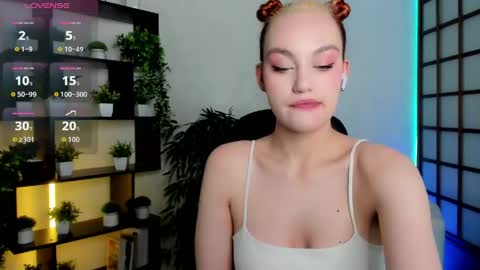 Snapshot of fane_stain chatting on May 2026 02:06:01 AM Merida but you can call me Ida online show from May 2026 02:06:01 AM