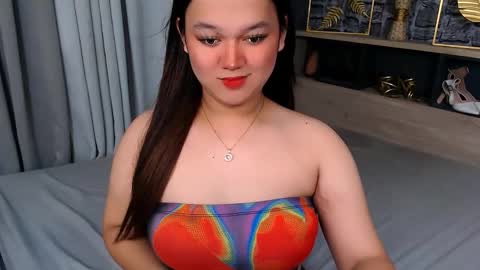 Snapshot of fantasia_hilton chatting on November 2025 07:19:01 PM fantasia_hilton online show from November 2025 07:19:01 PM