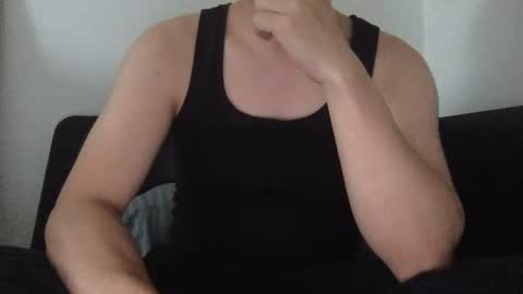 Snapshot of fantasticbake1 chatting on October 2025 06:47:01 AM fantasticbake1 online show from October 2025 06:47:01 AM