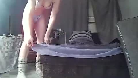 hausewife online show from February 2025 10:18:01 AM