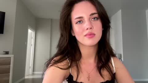 Snapshot of farrahburde chatting on July 2026 01:43:02 PM Mia online show from July 2026 01:43:02 PM