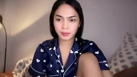 farrahmoanx online show from July 2026 07:51:01 PM