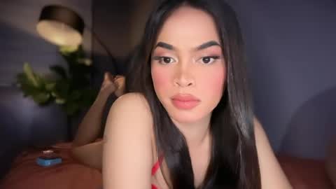 farrahmoanx online show from July 2026 05:45:02 PM