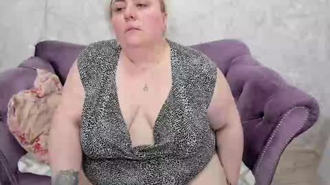 fashiona online show from January 2025 02:14:01 AM