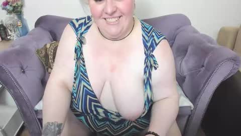 fashiona online show from March 2026 09:43:01 PM