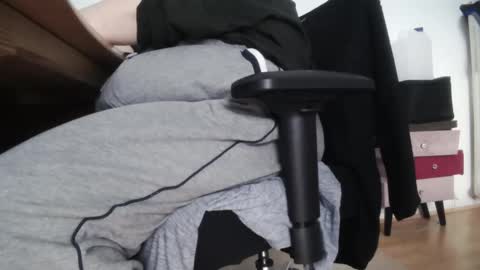 Fat Bernd online show from February 2025 03:27:02 PM