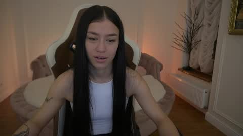 Nellie online show from May 2026 09:45:01 PM