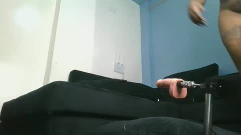 Snapshot of fatassfreak254 chatting on December 2024 12:54:01 AM Winnie online show from December 2024 12:54:01 AM