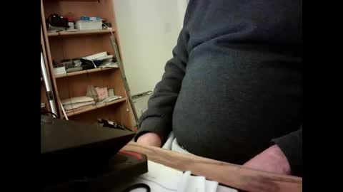 Snapshot of fatbellyitalian chatting on January 2025 11:03:01 AM fatbellyitalian online show from January 2025 11:03:01 AM