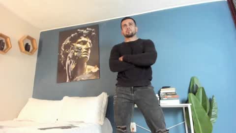 M A T  T E O online show from February 2025 10:29:02 PM