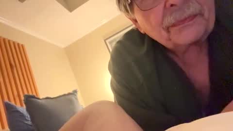 fatdickad online show from November 2025 06:40:02 AM