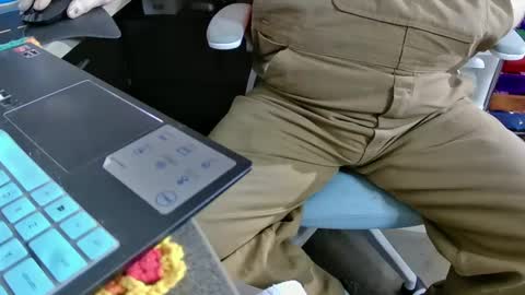 Fred. online show from January 2025 02:06:01 AM