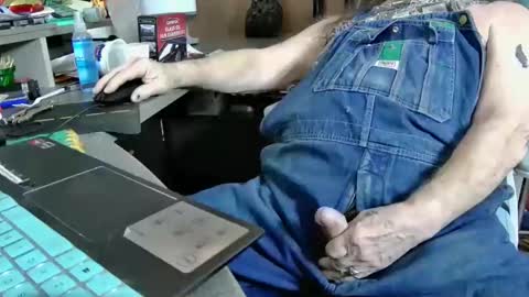 Fred. online show from February 2025 07:00:01 PM