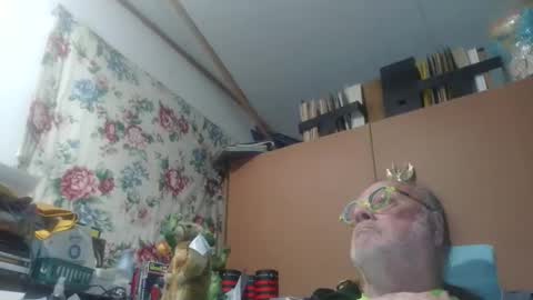 Fred. online show from May 2026 11:23:04 PM