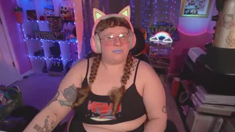 Snapshot of fatveronica chatting on January 2026 07:12:01 PM FatVeronica online show from January 2026 07:12:01 PM